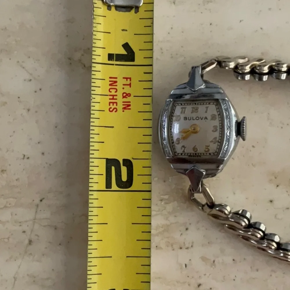 Bulova Watch 10K Gold La Petite Vintage Women Art Deco 1940s For Repair Or Parts